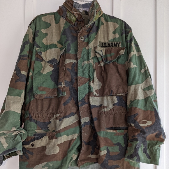 U.S. Army Other - US Army jacket Men's vintage camo small/medium